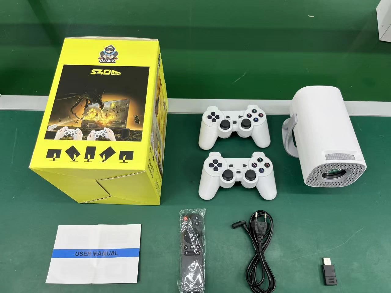 Game hot projector MAX300 portable 4k high-definition smooth with wireless controller - Smart Savvy