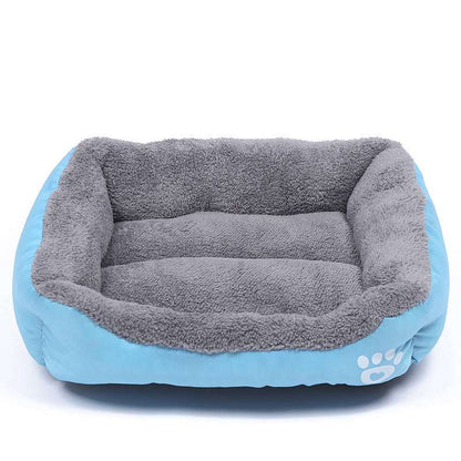 New, soft, and cozy fleece pet bed. Waterproof bottom. Suitable for small, medium & large pets. Keeps pets warm. - Smart Savvy