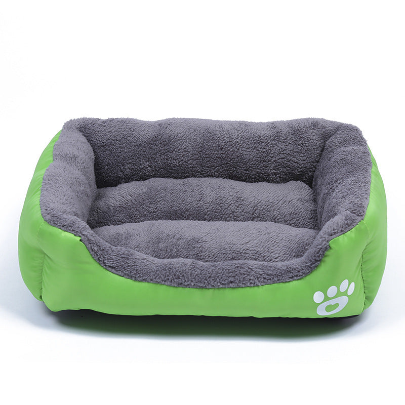 New, soft, and cozy fleece pet bed. Waterproof bottom. Suitable for small, medium & large pets. Keeps pets warm. - Smart Savvy