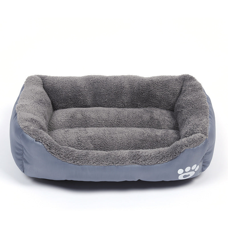 New, soft, and cozy fleece pet bed. Waterproof bottom. Suitable for small, medium & large pets. Keeps pets warm. - Smart Savvy